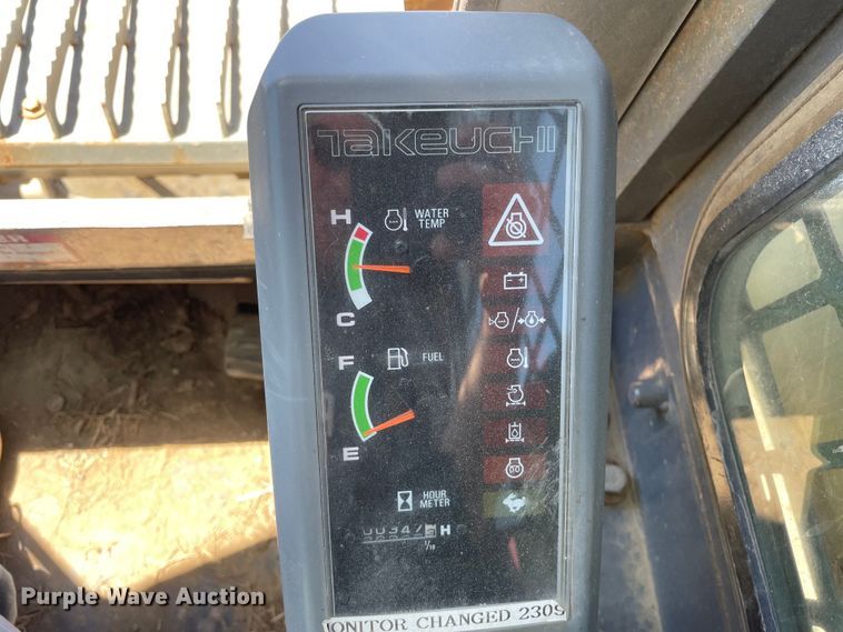 image for item OH9001 2003 Takeuchi TL-130 tracked skid steer loader