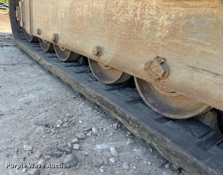 image for item OH9001 2003 Takeuchi TL-130 tracked skid steer loader