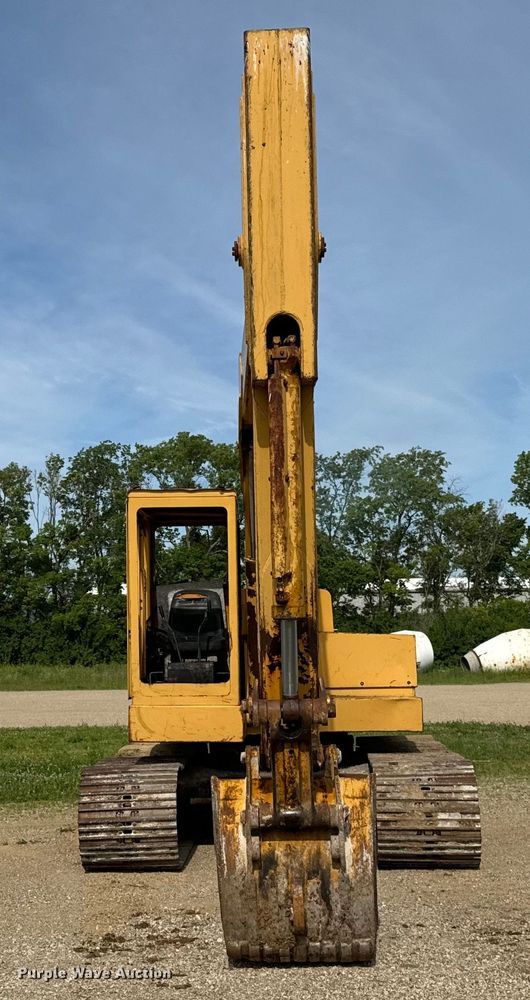 image for item OH9020 John Deere 690B excavator