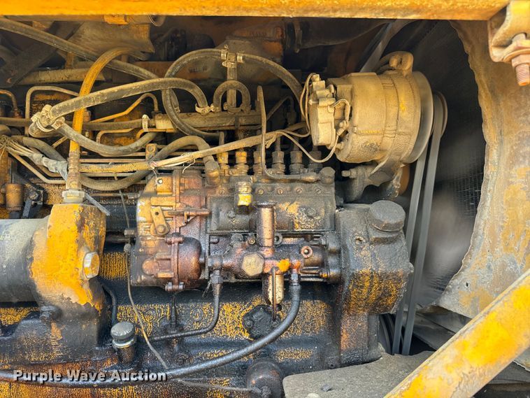 image for item OH9020 John Deere 690B excavator