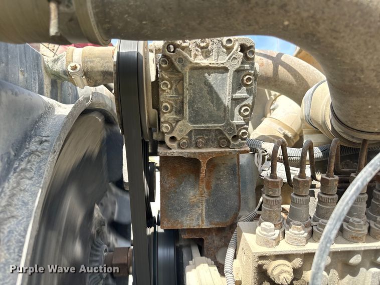 image for item OH9021 1996 International  4900 dump truck