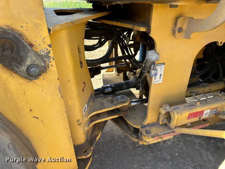 image for item OI9061 2006 John Deere 624J wheel loader