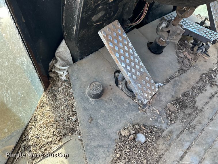 image for item OI9061 2006 John Deere 624J wheel loader