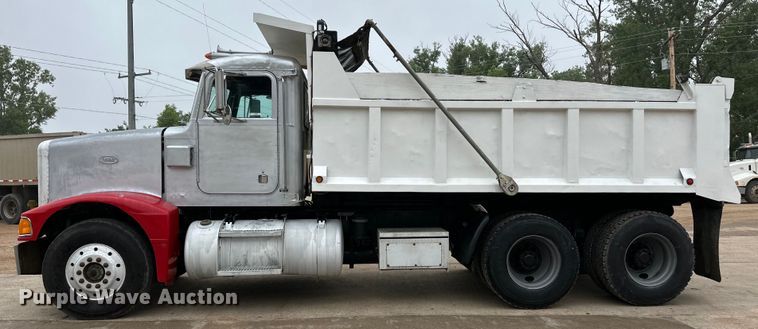 image for item OI9208 1994 Peterbilt 375 dump truck
