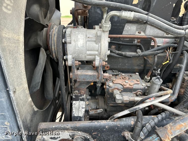 image for item OI9208 1994 Peterbilt 375 dump truck