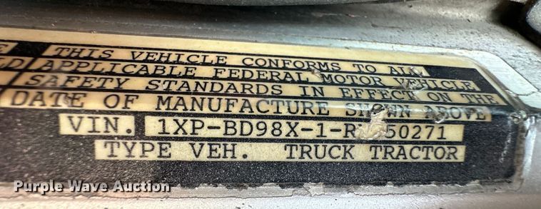 image for item OI9208 1994 Peterbilt 375 dump truck