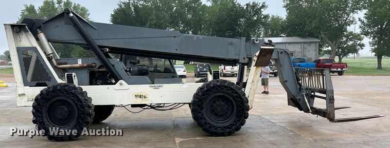 image for item OI9210 2006 Terex TH1056C telehandler