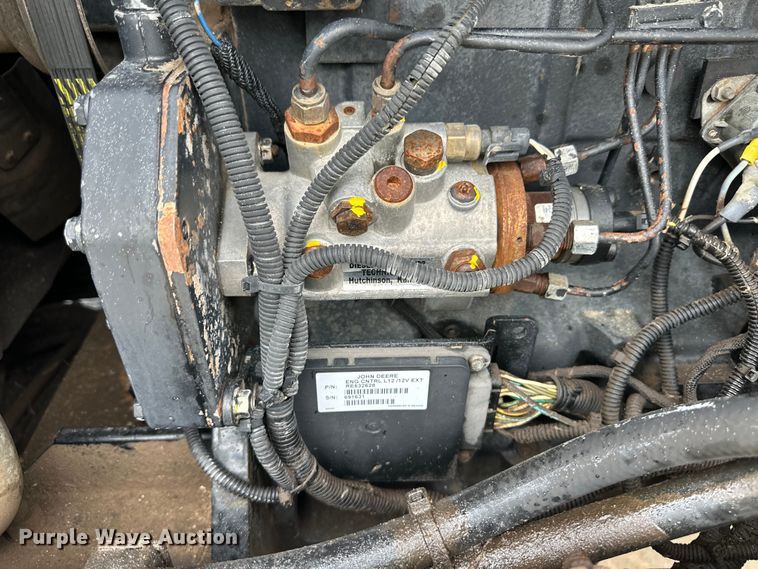 image for item OI9210 2006 Terex TH1056C telehandler