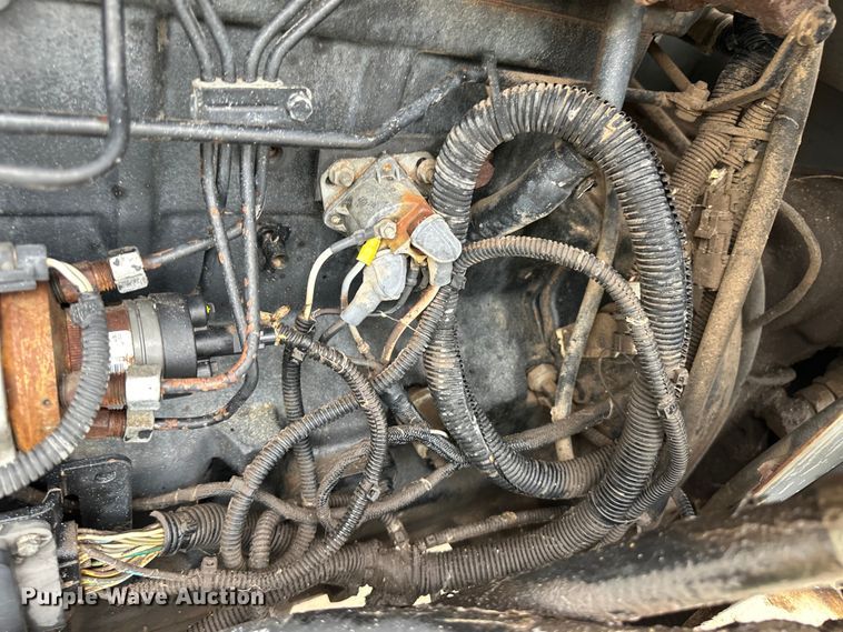 image for item OI9210 2006 Terex TH1056C telehandler