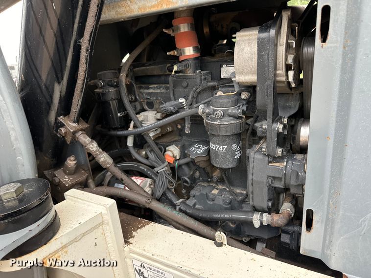 image for item OI9210 2006 Terex TH1056C telehandler