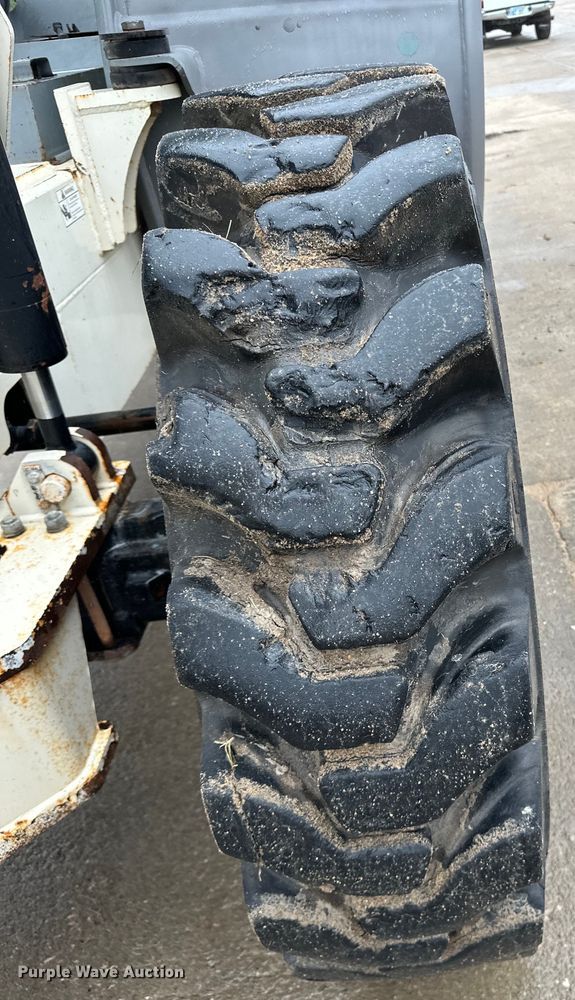 image for item OI9210 2006 Terex TH1056C telehandler