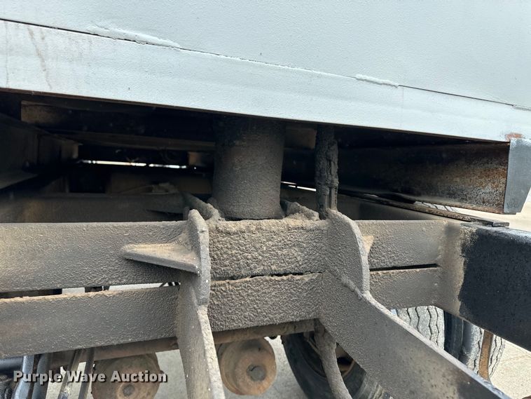 image for item OI9212 1996 Shop built end dump pup trailer