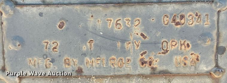 image for item OI9230 Melroe skid steer grapple bucket