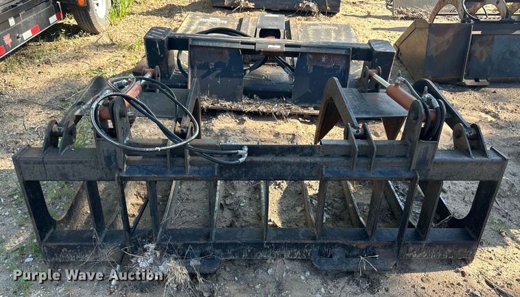 image for item OI9233 Skid steer grapple bucket