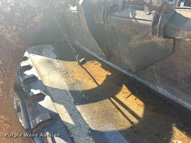 image for item OI9235 Melroe skid steer grapple bucket