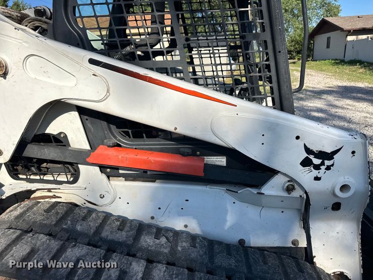 image for item OI9238 2011 Bobcat T650 tracked skid steer loader