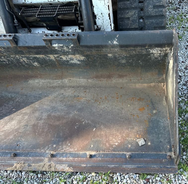 image for item OI9238 2011 Bobcat T650 tracked skid steer loader