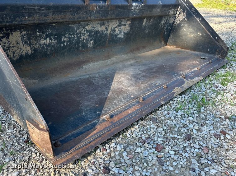 image for item OI9238 2011 Bobcat T650 tracked skid steer loader