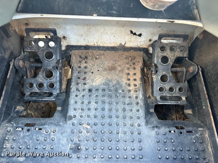 image for item OI9238 2011 Bobcat T650 tracked skid steer loader