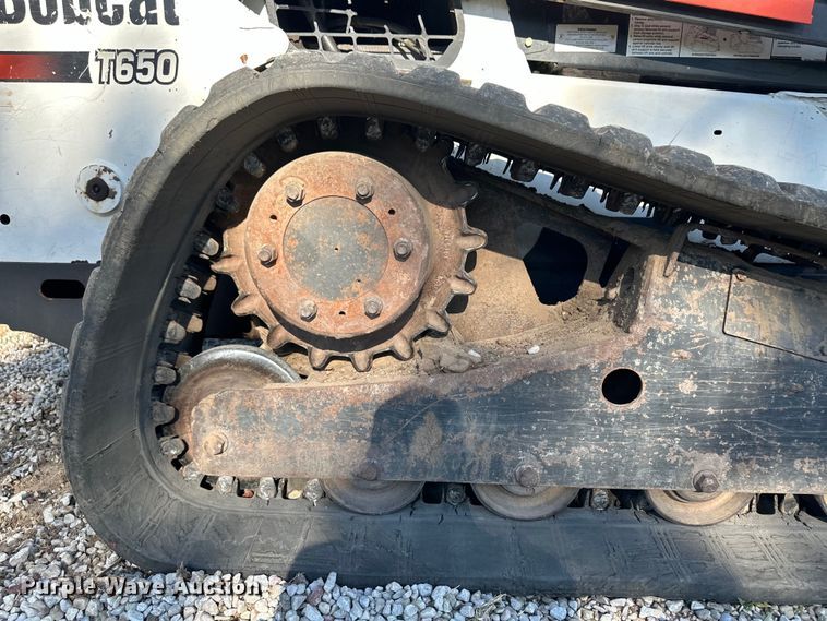 image for item OI9238 2011 Bobcat T650 tracked skid steer loader
