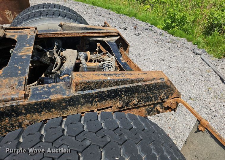 image for item OK9889 1999 Sterling  semi truck