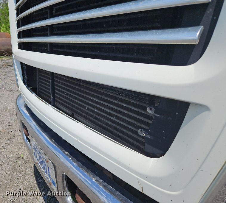 image for item OK9889 1999 Sterling  semi truck