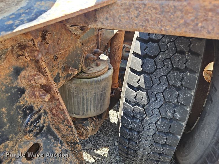 image for item OK9889 1999 Sterling  semi truck