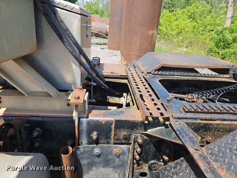 image for item OK9889 1999 Sterling  semi truck