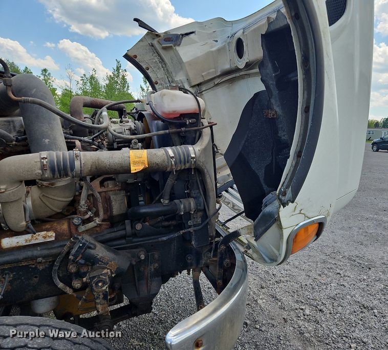 image for item OK9889 1999 Sterling  semi truck