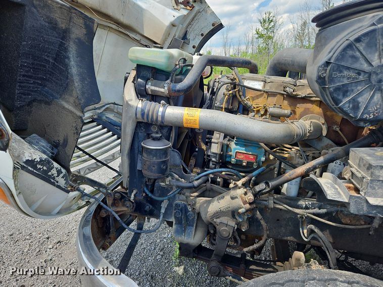 image for item OK9889 1999 Sterling  semi truck