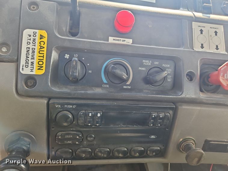 image for item OK9891 1997 Ford water truck