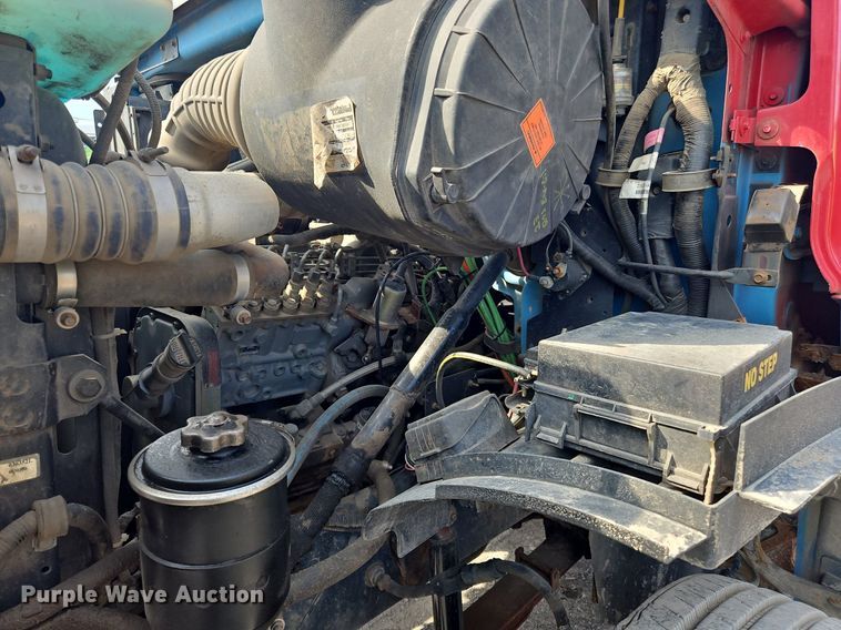 image for item OK9891 1997 Ford water truck