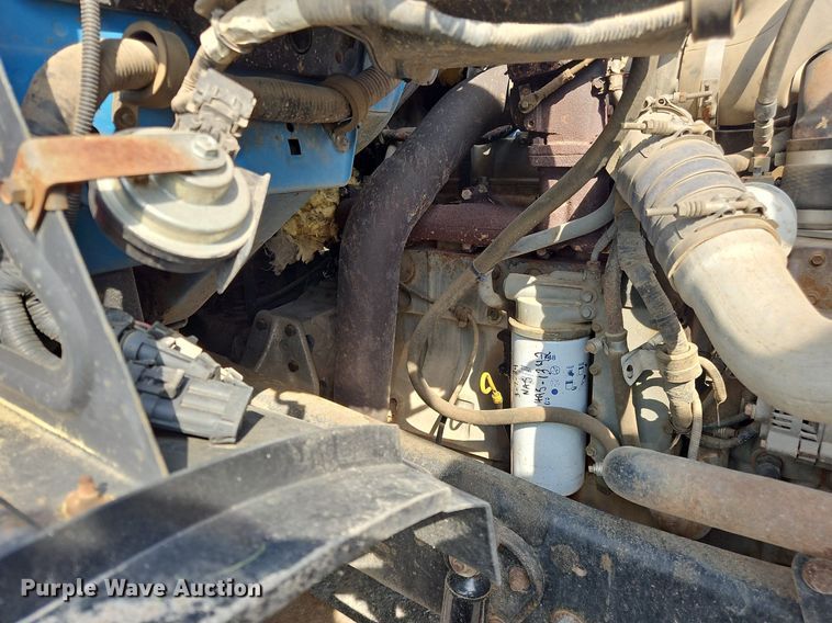 image for item OK9891 1997 Ford water truck