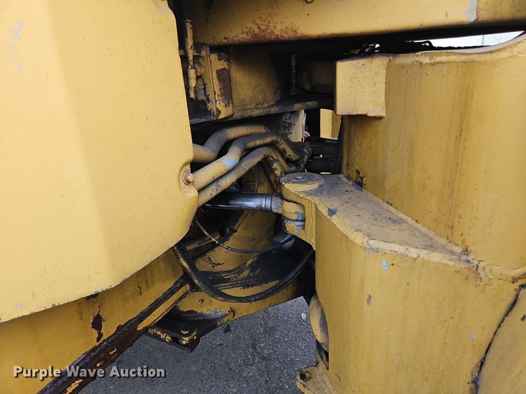 image for item OK9893 1969 Caterpillar  980 wheel loader