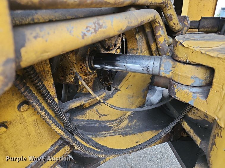 image for item OK9893 1969 Caterpillar  980 wheel loader