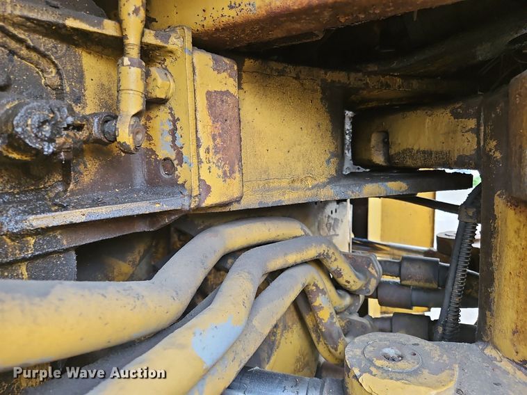 image for item OK9893 1969 Caterpillar  980 wheel loader