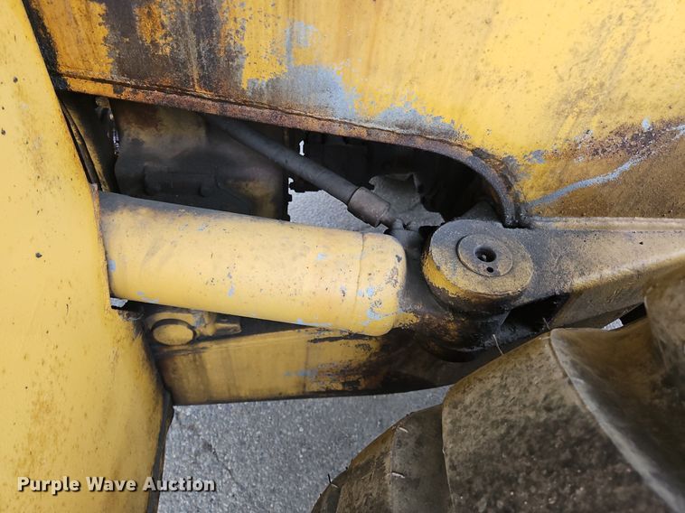 image for item OK9893 1969 Caterpillar  980 wheel loader