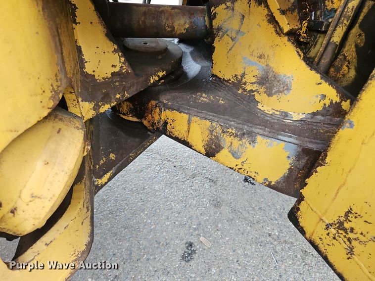 image for item OK9893 1969 Caterpillar  980 wheel loader