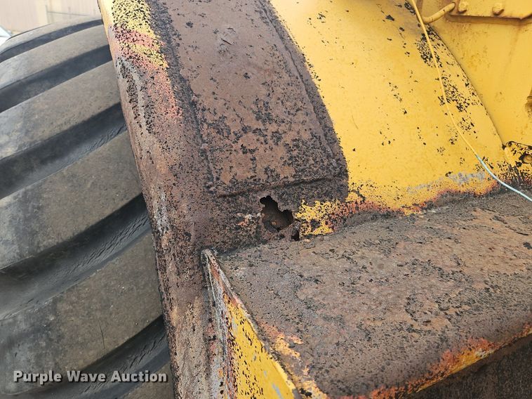 image for item OK9893 1969 Caterpillar  980 wheel loader