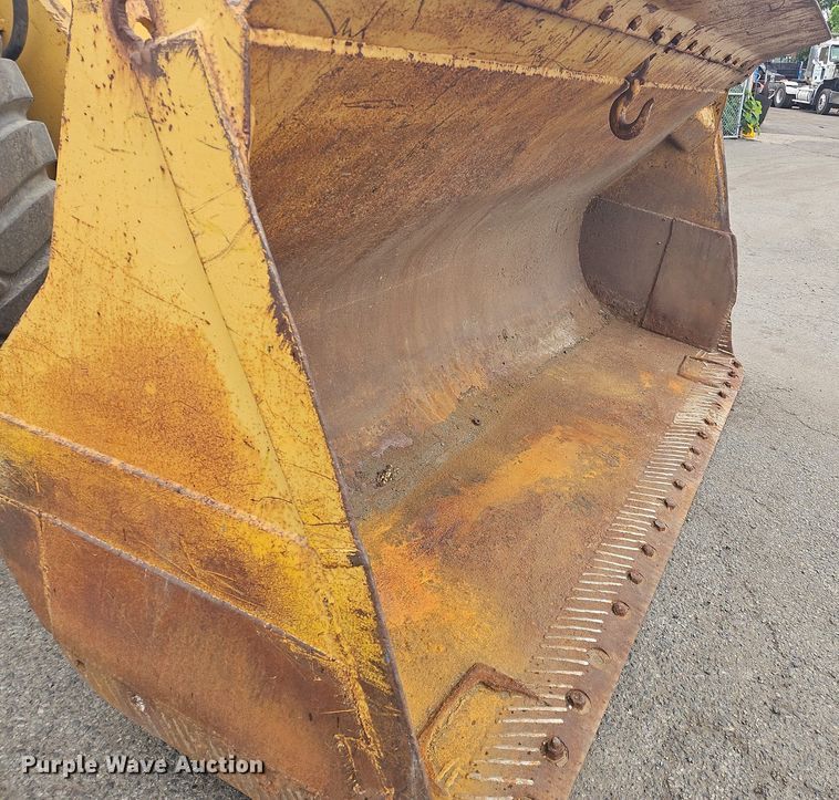 image for item OK9893 1969 Caterpillar  980 wheel loader