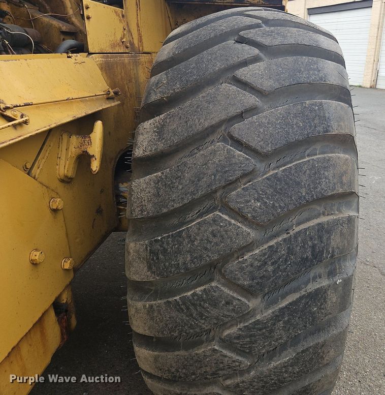 image for item OK9893 1969 Caterpillar  980 wheel loader