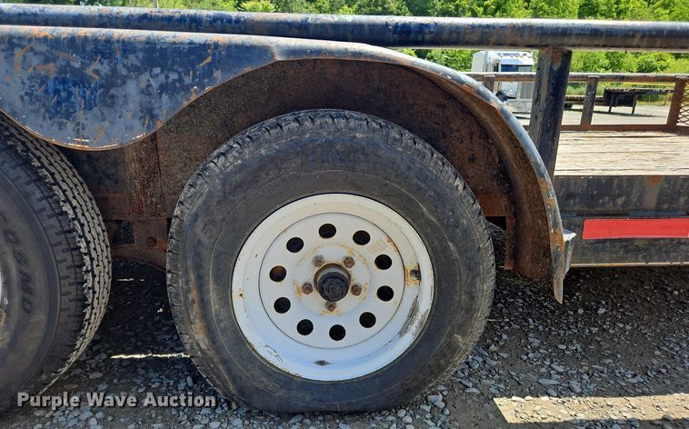 image for item OK9943 2009 Top Hat utility trailer