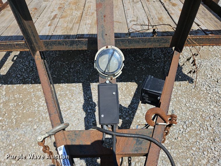 image for item OK9944 2009 C&M utility trailer