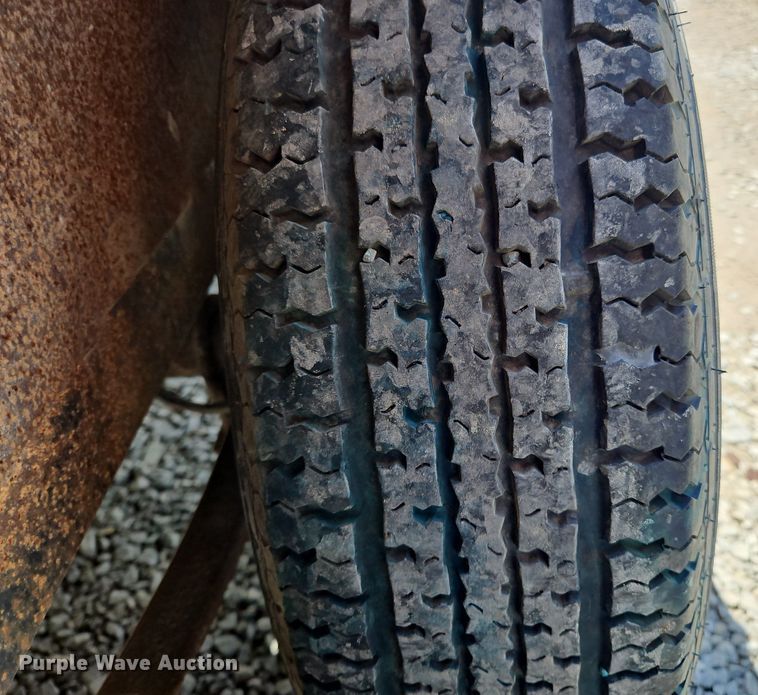 image for item OK9944 2009 C&M utility trailer