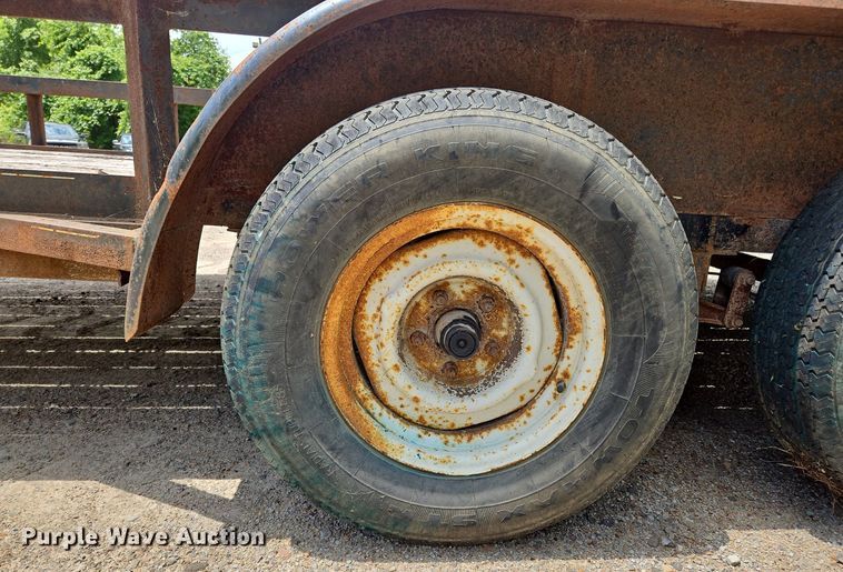 image for item OK9952 2011 C&M utility trailer