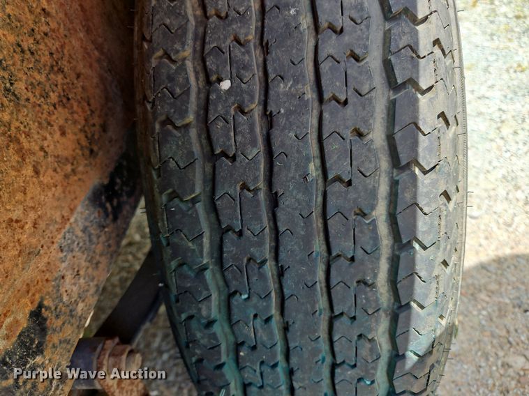 image for item OK9952 2011 C&M utility trailer