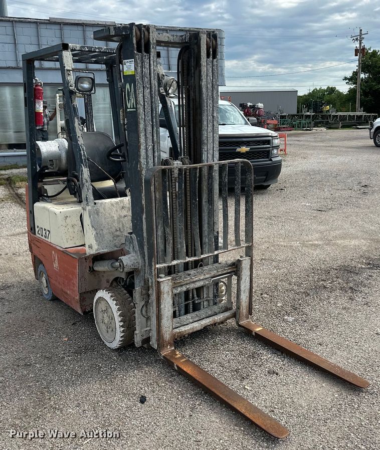 image for item OL9510 Nissan forklift