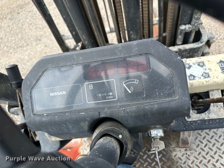image for item OL9510 Nissan forklift