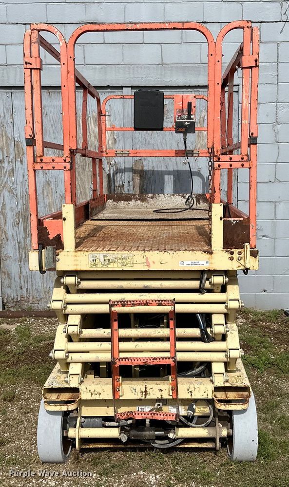 image for item OL9517 JLG 3246E2 scissor lift