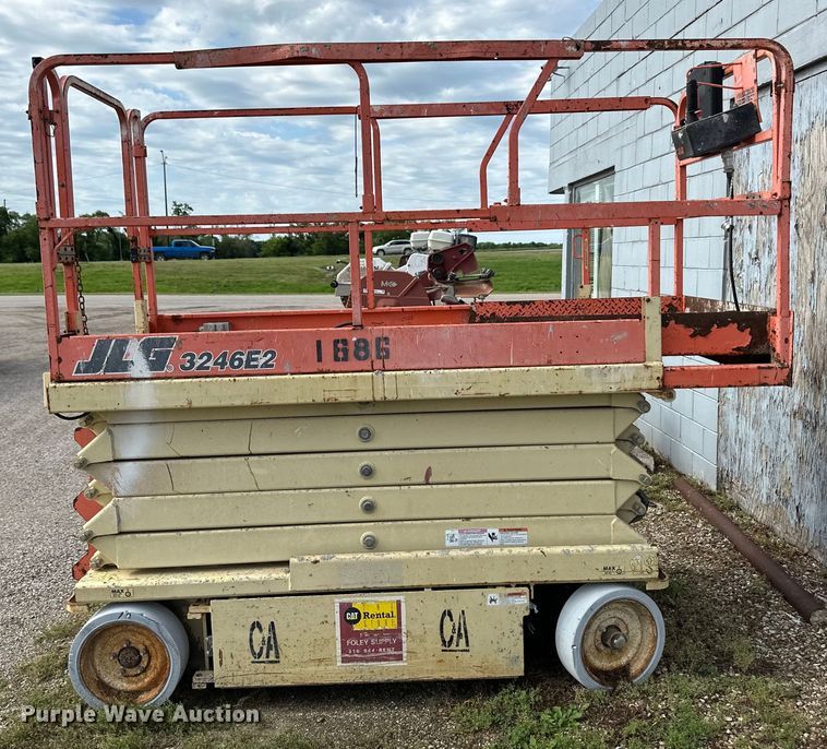 image for item OL9517 JLG 3246E2 scissor lift